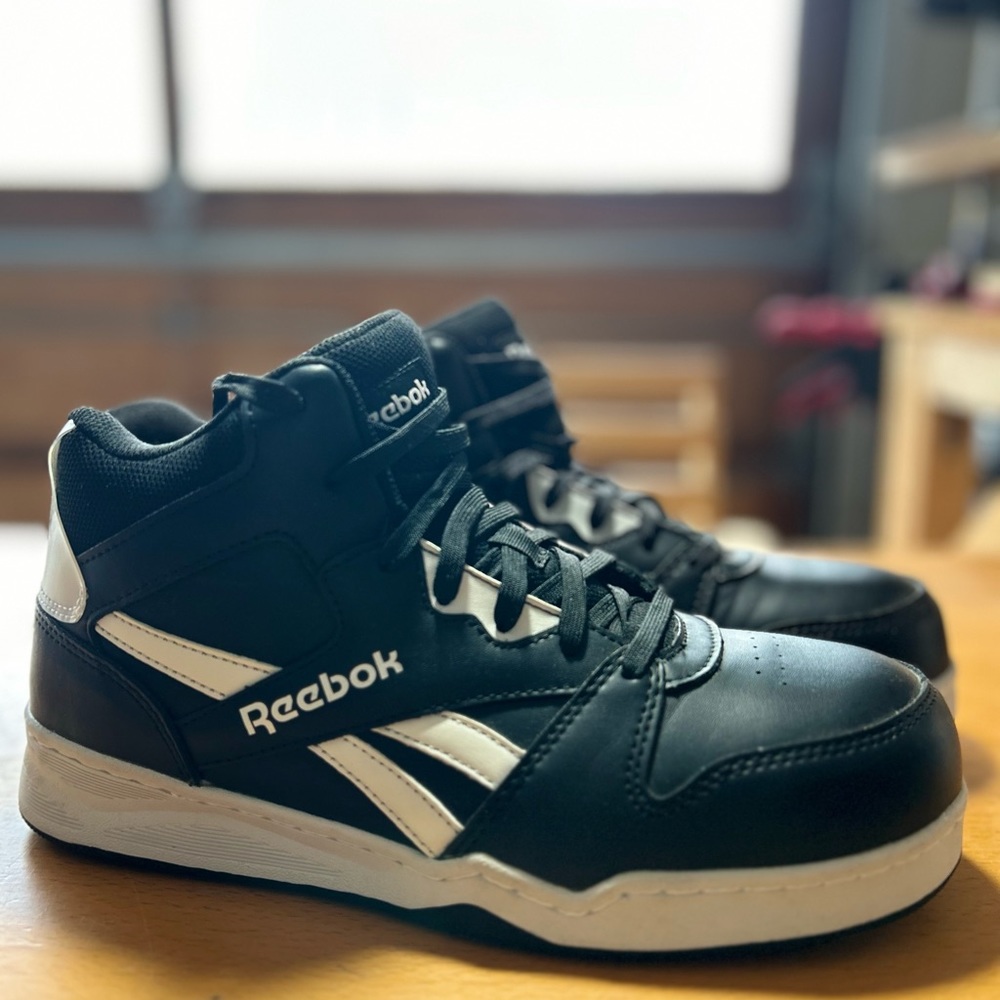 REEBOK BB4500 WORK MEN'S HIGH TOP SNEAKER BLACK/WHITE BOOTS RB4194 US8